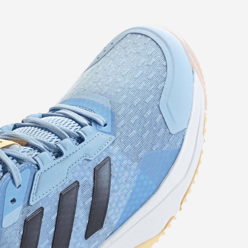 Adidas Crazyflight 6 Women glow blue/shadow navy