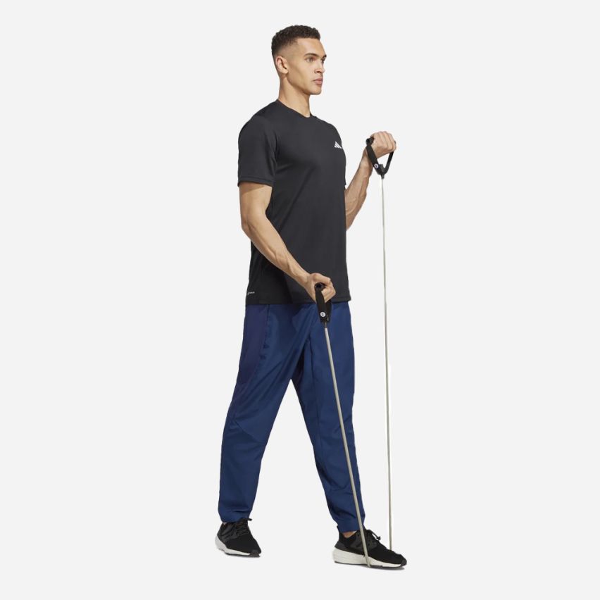 Adidas Train Essentials Training T-Shirt schwarz