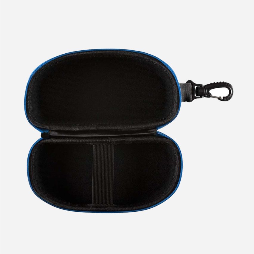 Arena Brillenetui black/royal