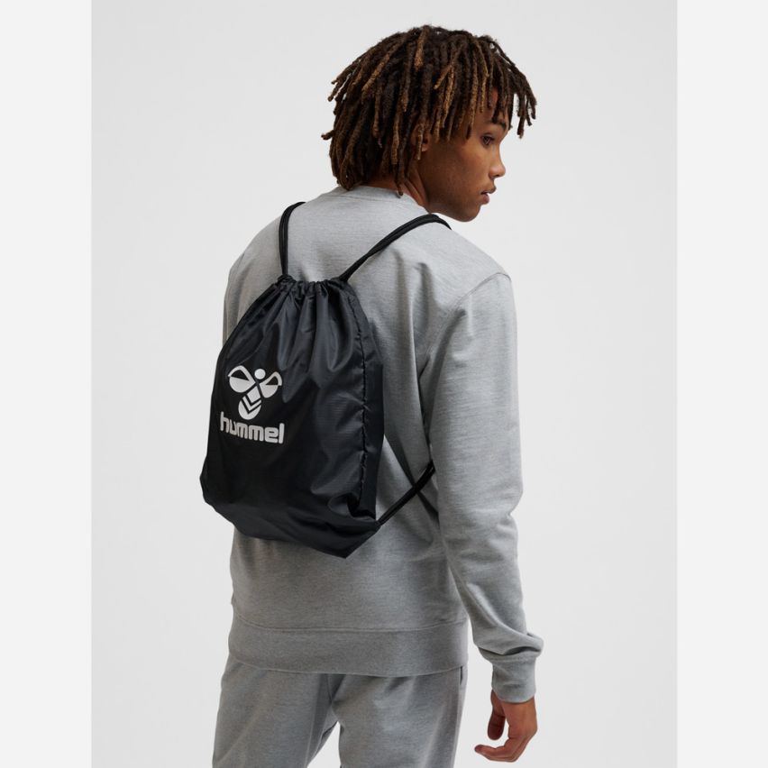 Hummel hmlESSENTIAL GYM BAG schwarz