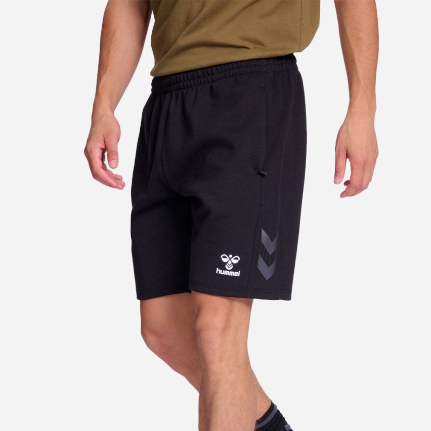 Hummel hmlTRAVEL SHORTS schwarz