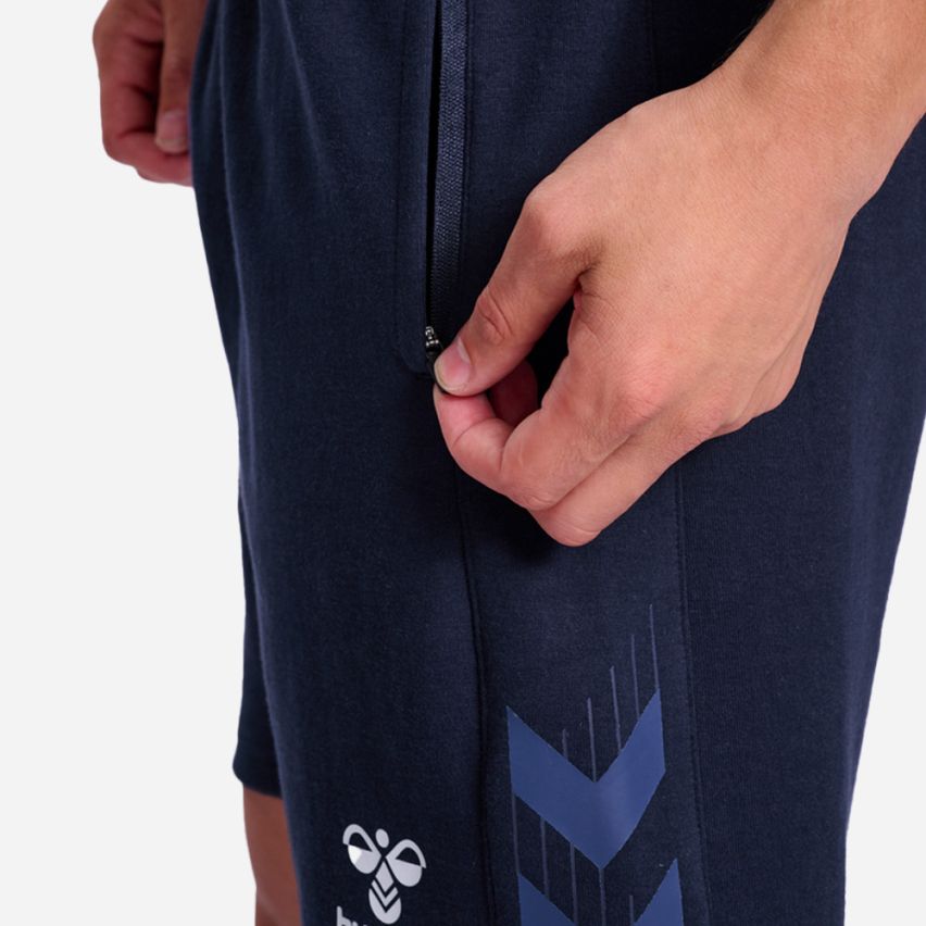 Hummel hmlTRAVEL SHORTS marine