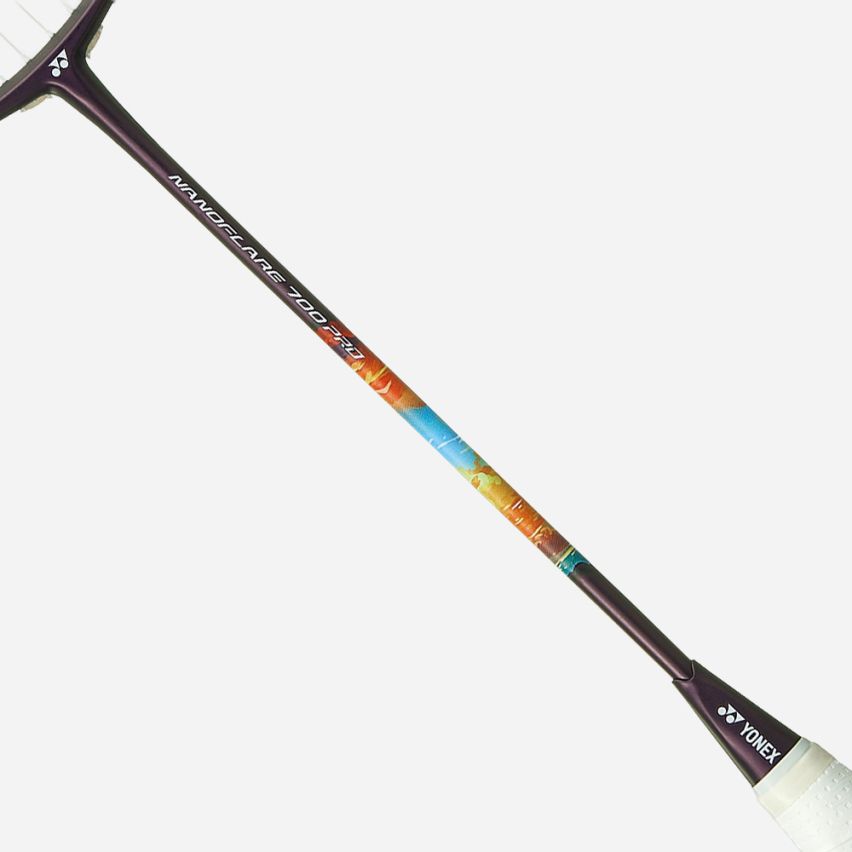 Yonex Badmintonracket Nanoflare 700 Pro bespannt